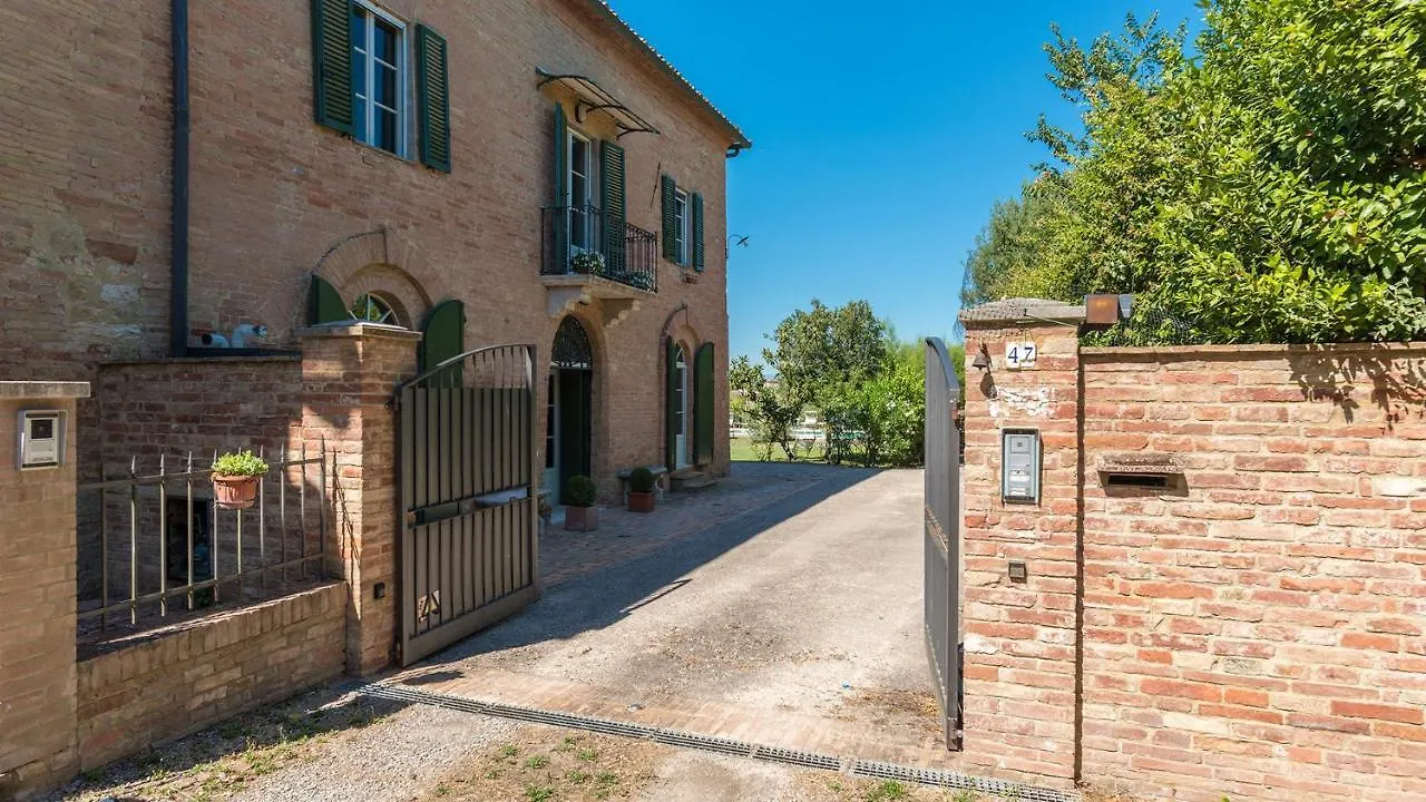 Finestra Su Siena 16, Emma Villas